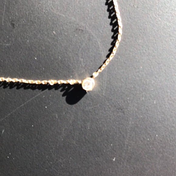 Diamond solitaire necklace - Picture 6 of 11